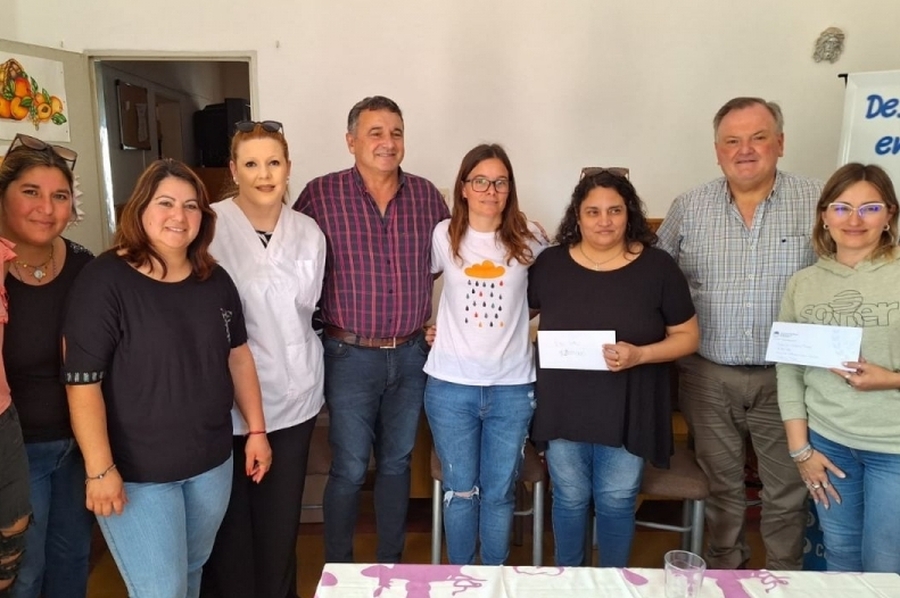 Michlig y González acercaron aportes a numerosas instituciones de Arrufó, Villa Trinidad y Colonia Rosa