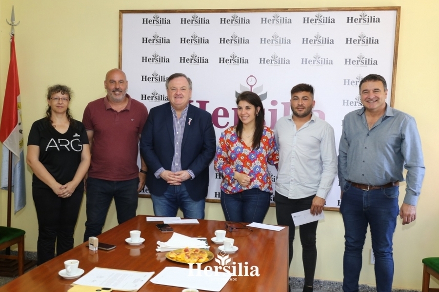 Michlig y González visitaron Hersilia, La Rubia, Arrufó y Monigotes