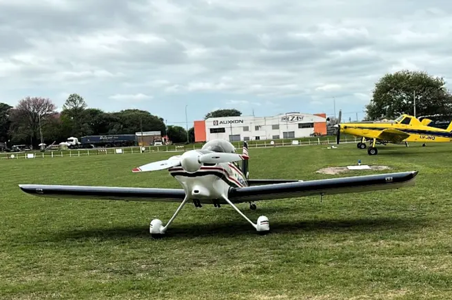 Festival Aéreo en Reconquista: vuelos de bautismo, acrobacias, paracaidismo y propuestas para toda la familia
