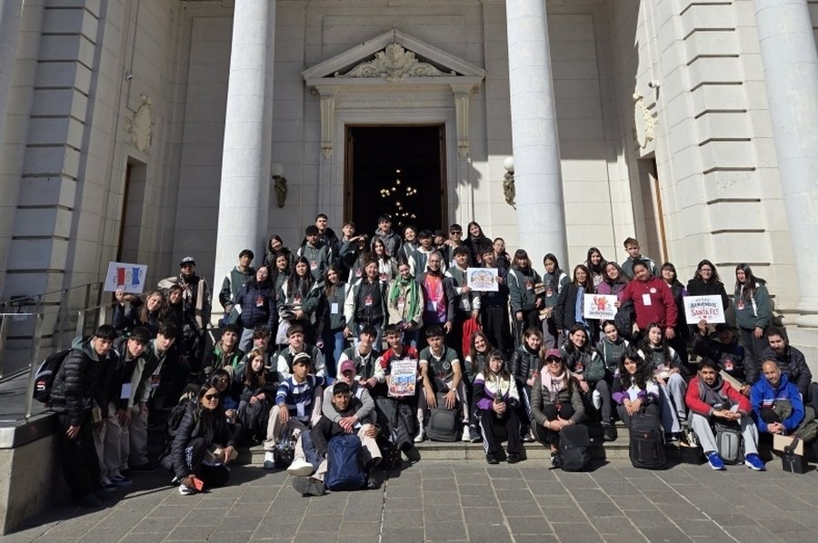 La Legislatura recibe a escuelas de la provincia por los Juegos Suramericanos