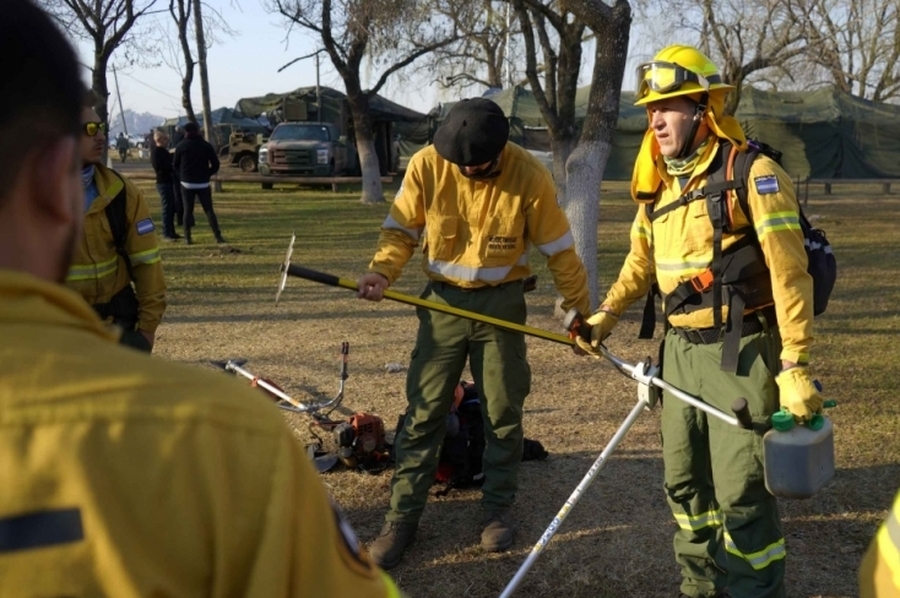 Continúan los trabajos desde el comando operativo de Alvear