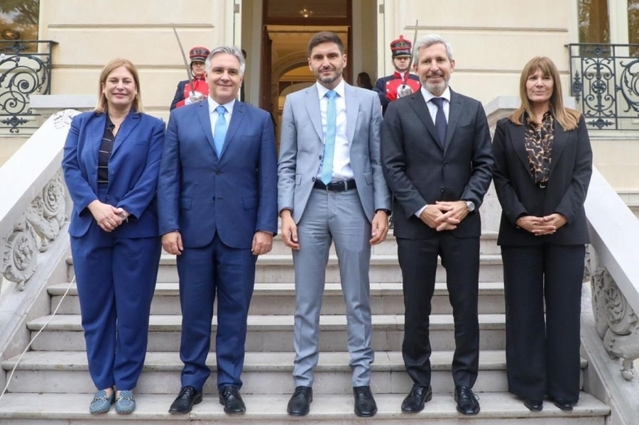 Pullaro: “Vamos a defender a estas tres provincias que concentran el 25% del PBI Nacional”