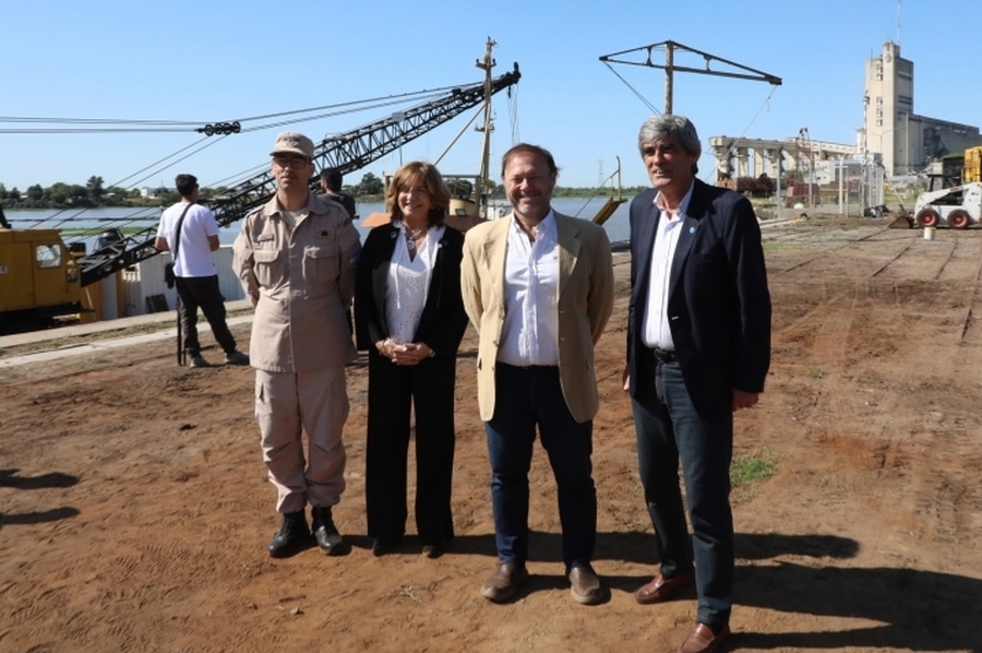 El Puerto de Santa Fe suma un nuevo servicio de salvamento y mantenimiento de buques