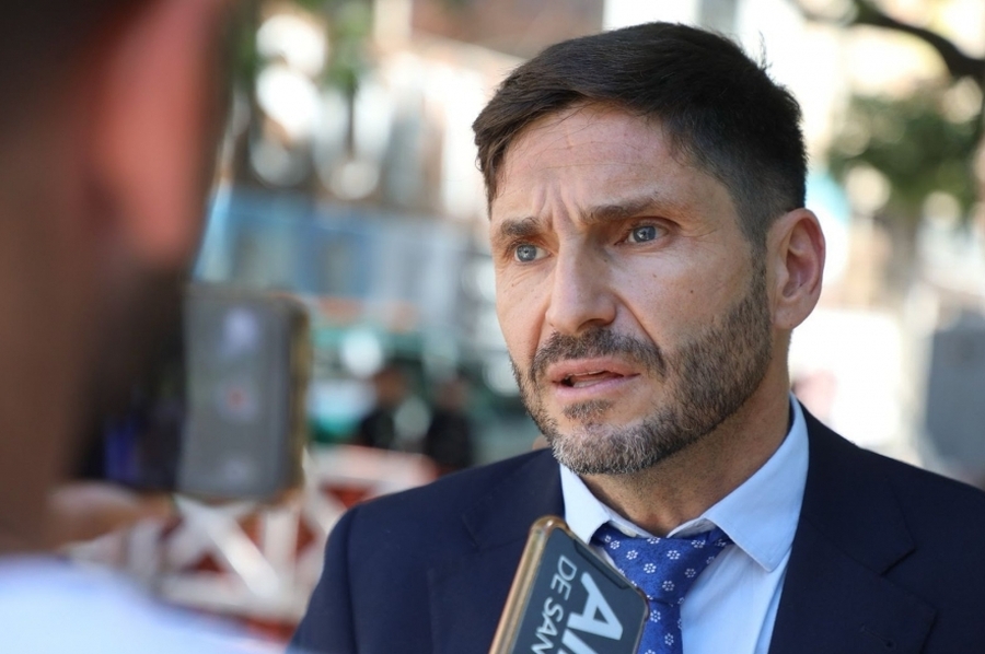 Pullaro: “Que los padres manden este lunes a los chicos a las escuelas porque van a estar abiertas”