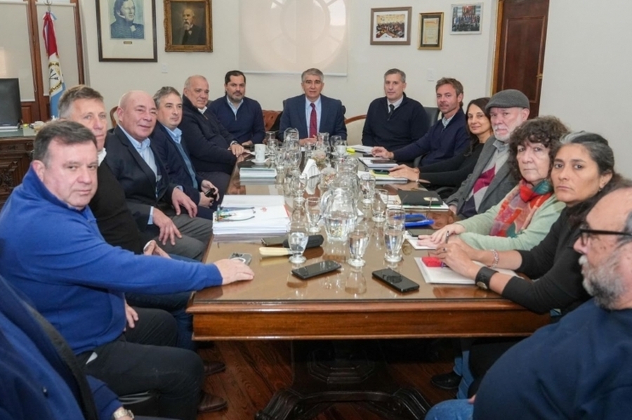 Provincia ofreció a los estatales un aumento semestral del 7 %, con piso mínimo garantizado de 40 mil pesos en los primeros meses
