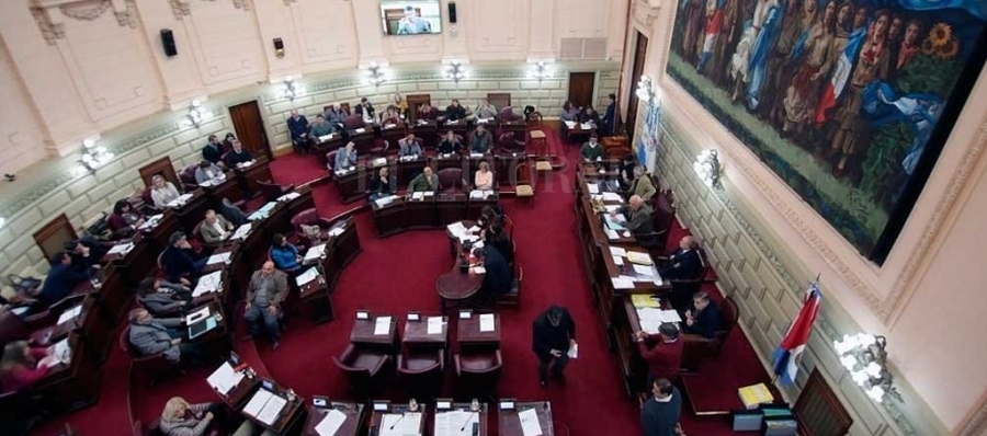 Media sanción en Diputados al juicio por jurados