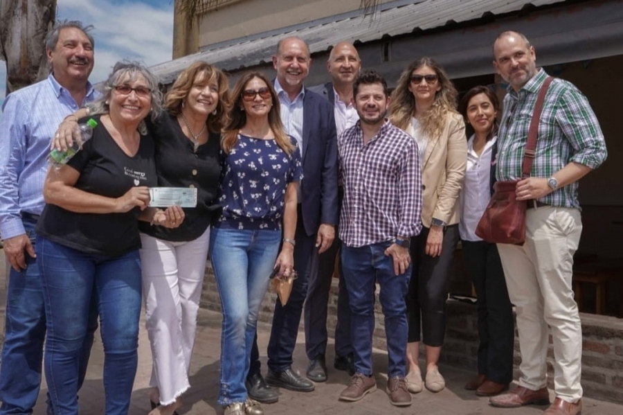 Castelló: “Trabajamos para fortalecer nuestro sistema de salud”