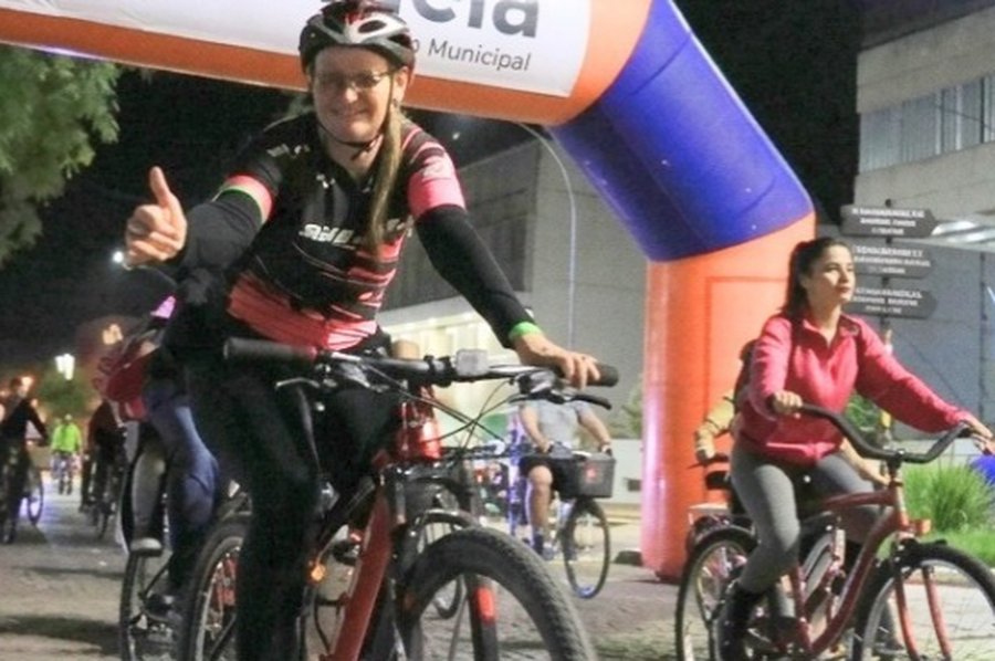 Rafaela invita a pedalear de noche en una nueva bicicleteada recreativa