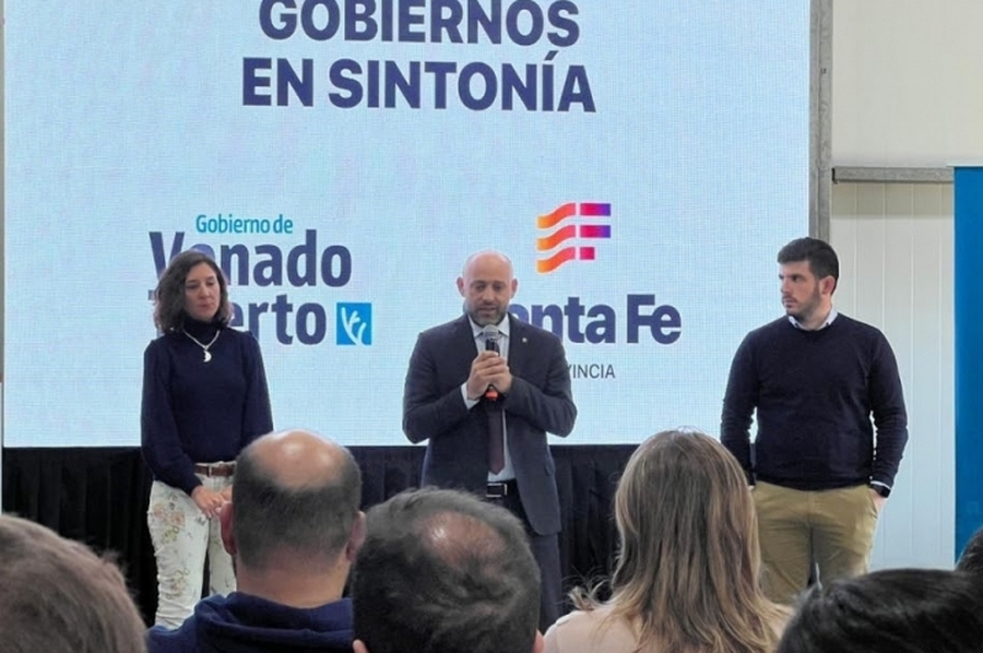 Puccini: “Exportando por nuestros puertos y aeropuertos, las empresas van a ganar competitividad, tiempo y baja de costos