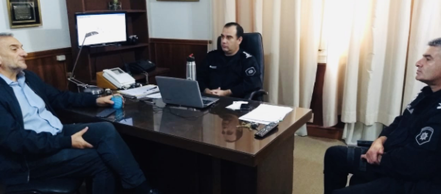 Ante la inseguridad Calvo mantuvo una reunión con el Jefe de la departamental