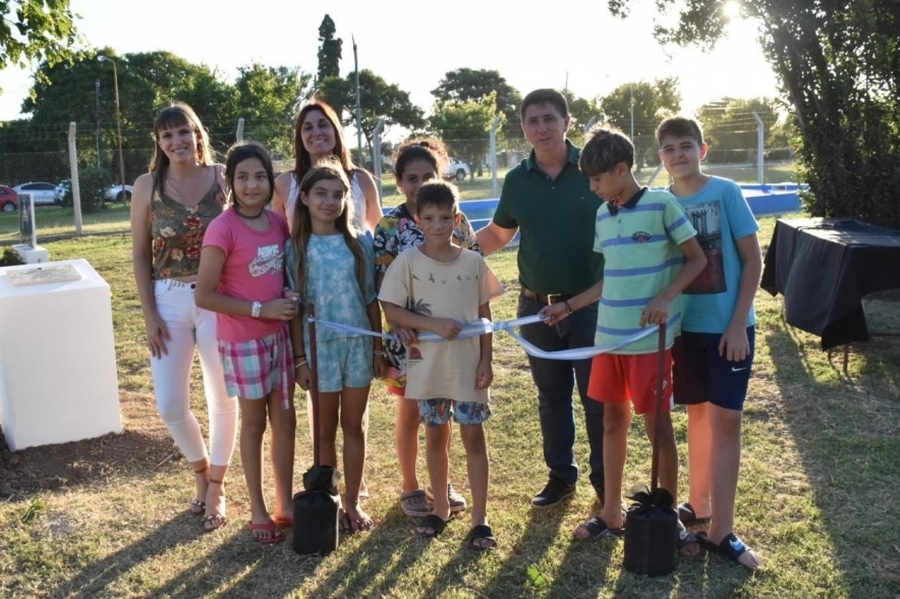 “Deporte y Recreación” en Las Colonias: Pirola inauguró el natatorio N°15 en Cavour