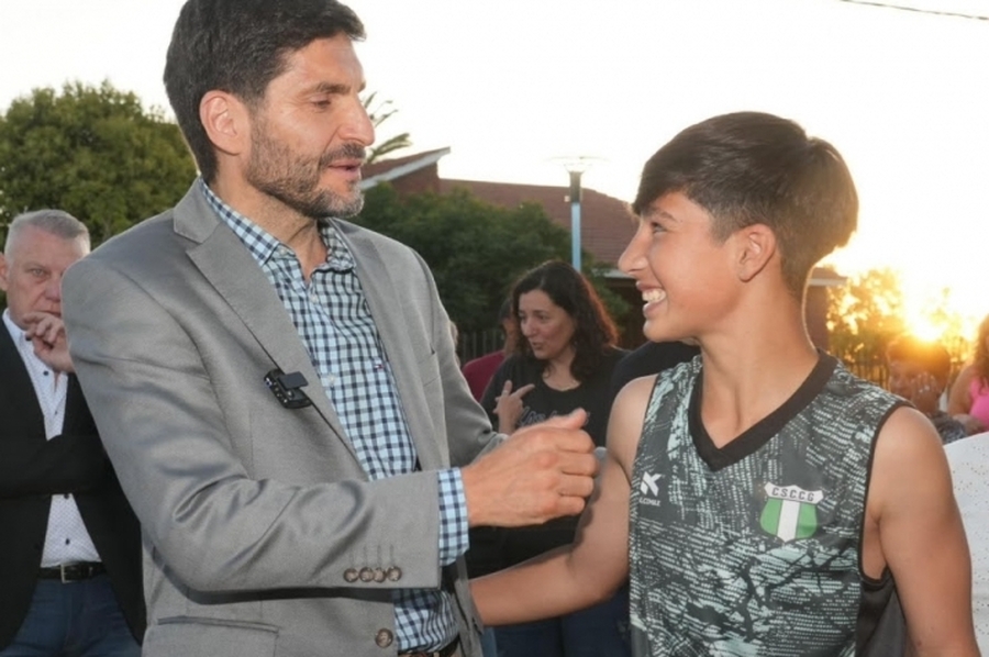 El gobernador Pullaro inauguró y anunció más obras de mejoras urbanas en Monte Vera