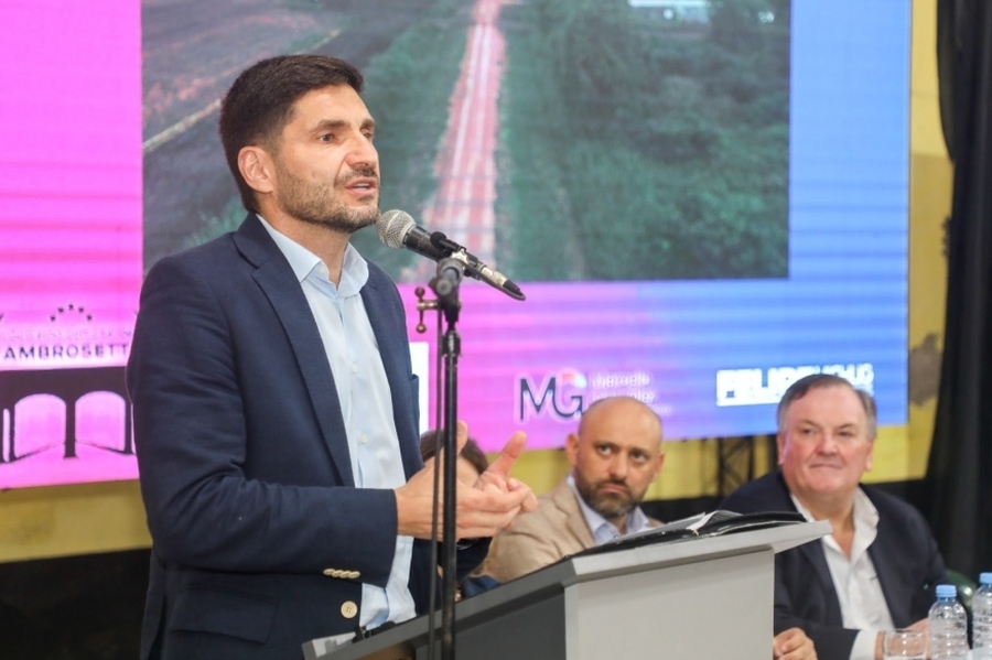 Pullaro recorrió el departamento San Cristóbal con eje en mejoras viales y productivas