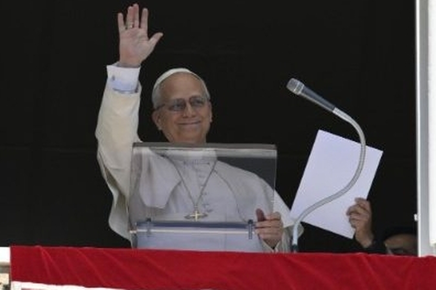 El Papa llamó a anunciar la Pascua como mensaje de esperanza para el mundo