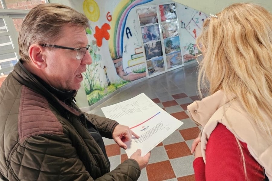 Borla entregó fondos para instituciones educativas de San Justo