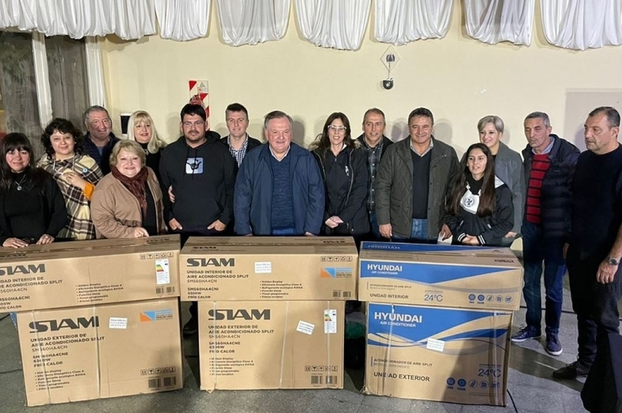 Michlig entregó aportes, equipamientos y elementos deportivos  a instituciones de San Cristóbal