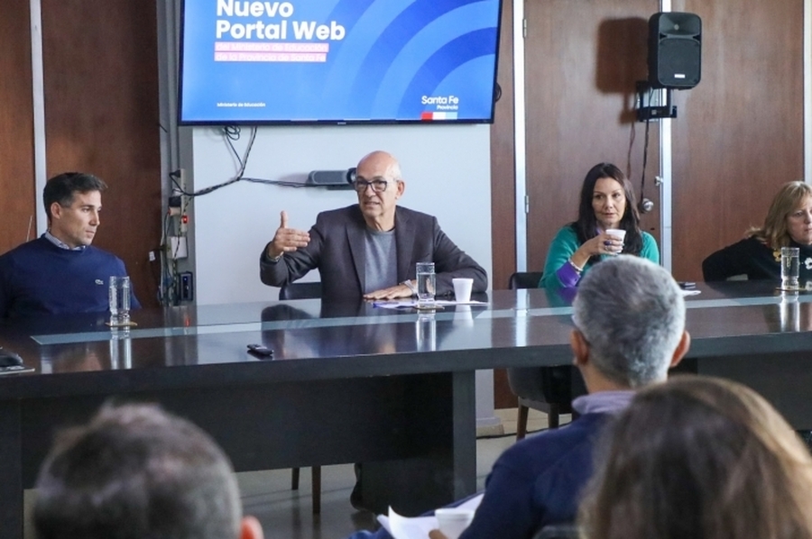 El Ministerio de Educación presentó su nuevo portal de acceso único
