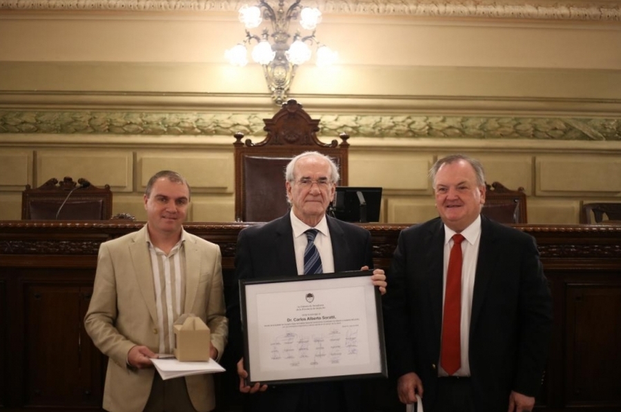 La Cámara de Senadores reconoció al presidente del Incucai