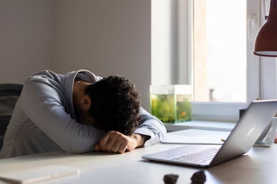 Extienden la jornada laboral y crece la preocupación en el sector privado: dónde alargan el día de trabajo a 13 horas