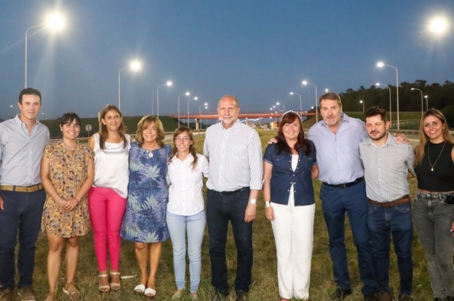 Perotti inauguró las obras de iluminación en el tramo puente Río Salado – Autovía RN 19 de la Autopista Rosario – Santa Fe