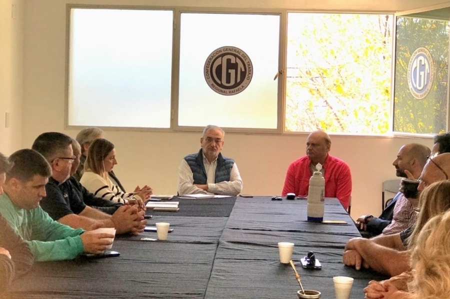 Calvo junto a Chivallero se reunieron con el Colegio de Abogados y la CGT de Rafaela