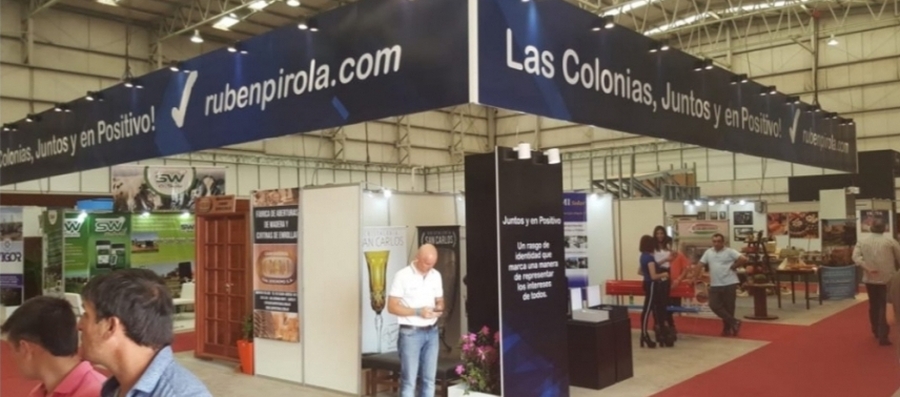En el stand del Senador Rubén Pirola