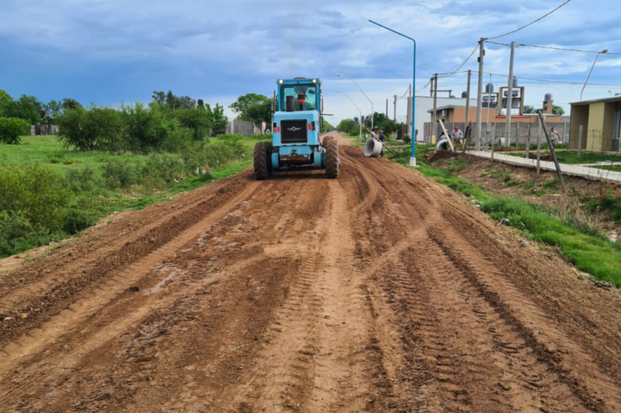 Ampliación de Infraestructura en Barrio Juan XXIII: Nuevas Calles de Ripio se Suman a Viviendas Recientemente Sorteadas