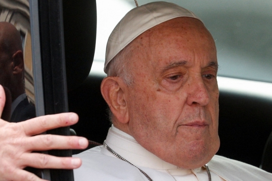 Operación del Papa Francisco: de qué se trata la hernia incisional por la que lo internaron
