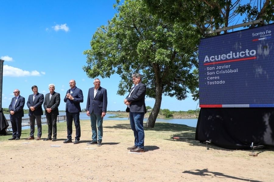 El Gobierno Nacional firmó el contrato de obra del Acueducto San Javier – Tostado para Santa Fe