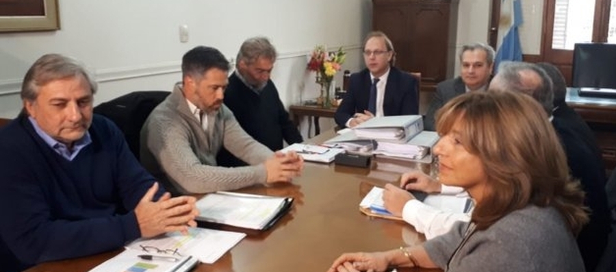 Preocupa al gobierno la situación económica de la provincia