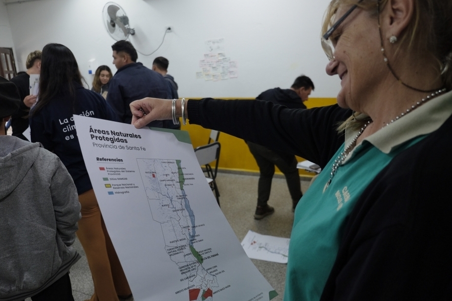 “Hacemos Jaaukanigás”: la provincia compartió el proyecto del Área de Manejo Integral en instituciones educativas de Florencia, El Rabón y Campo Hardy