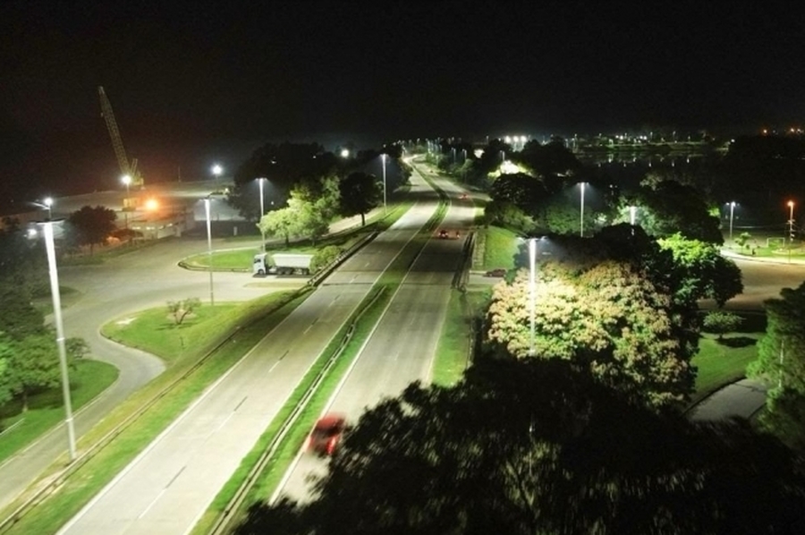Lo que no hizo Nación, lo está haciendo Provincia: avanza la nueva iluminación led en Circunvalación Santa Fe