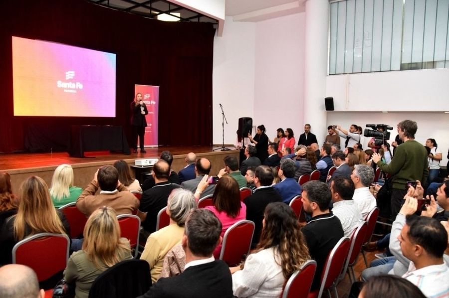 Activa Emprendedor: más de $ 2.200 millones destinados a fortalecer proyectos santafesinos