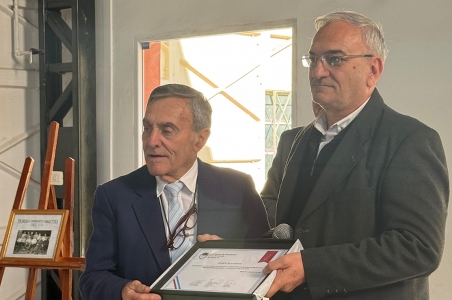 Calvo acompañó los festejos del 50° aniversario del Centro de Jubilados y Pensionados Unificados de María Juana