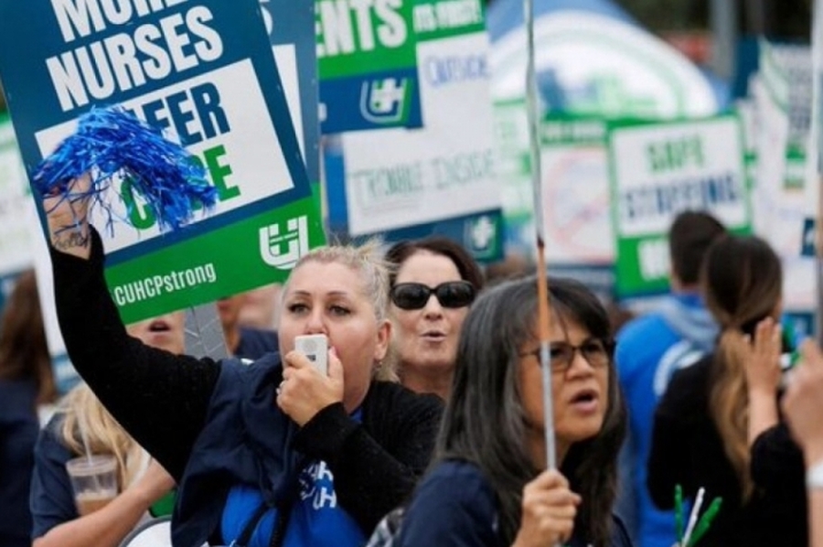 Estados Unidos atraviesa la huelga de trabajadores de la salud más grande de su historia