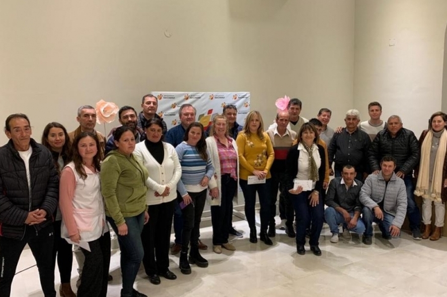 Michlig, Gónzalez y Rigo entregaron aportes a instituciones para objetivos de bien público