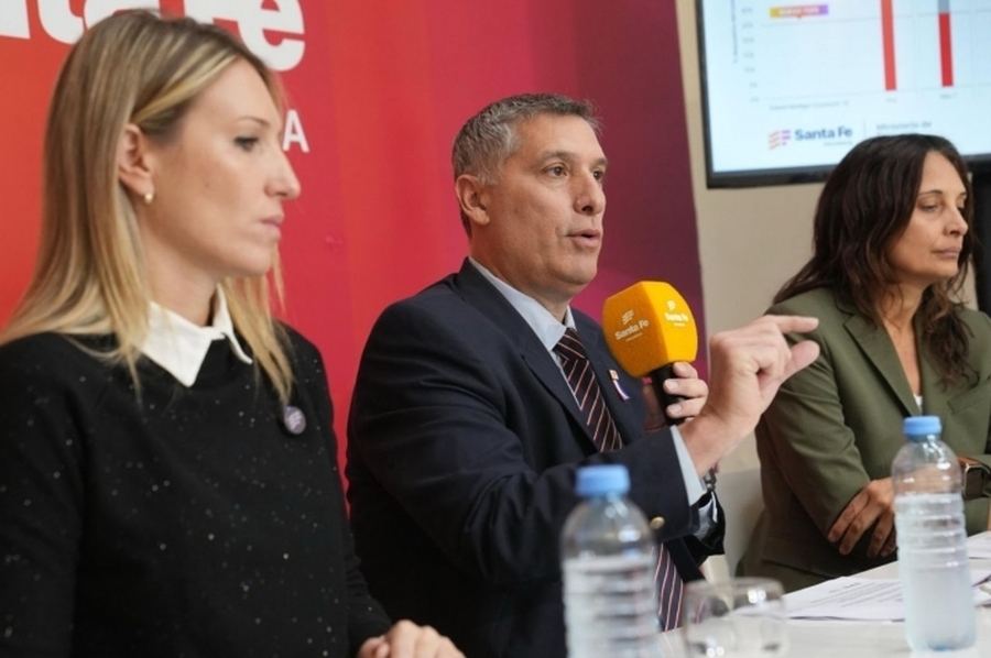 El gobierno de Pullaro lanza un plan para desendeudar a trabajadores privados y públicos