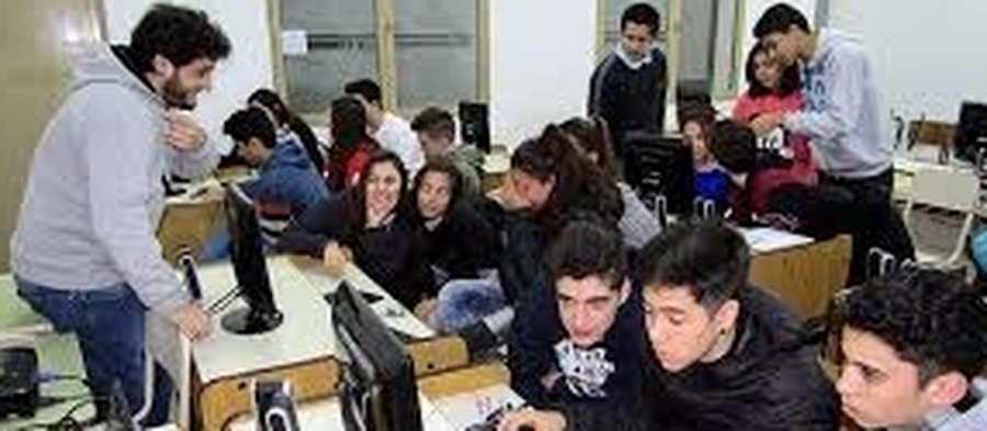 Aumentó la tasa de escolarización secundaria en Santa Fe a 85%