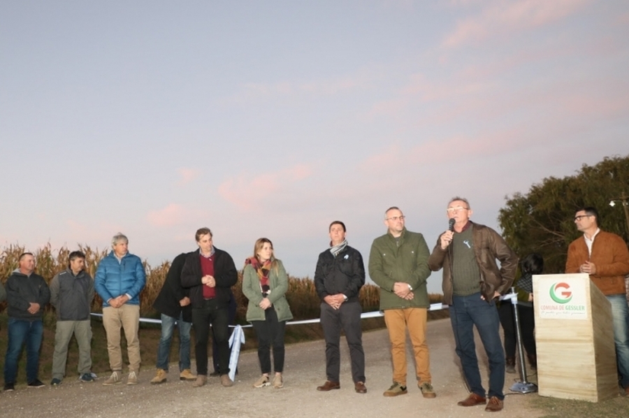 Caminos de la Ruralidad: La provincia inauguró la obra de Gessler
