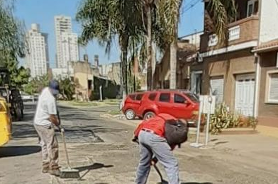 Trabajos de bacheo, iluminación y arbolado previstos para este lunes