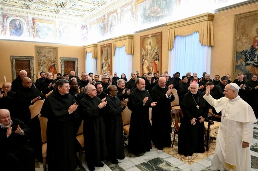 El Papa a los Siervos de María: Sean portadores de amistad y de paz