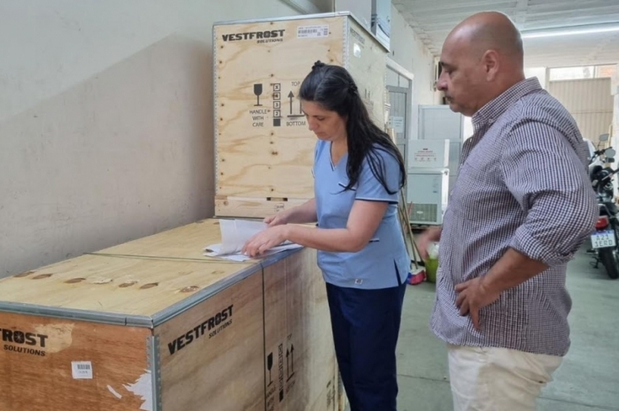 Vacunas: Salud distribuye equipos para garantizar la cadena de frío en toda la provincia