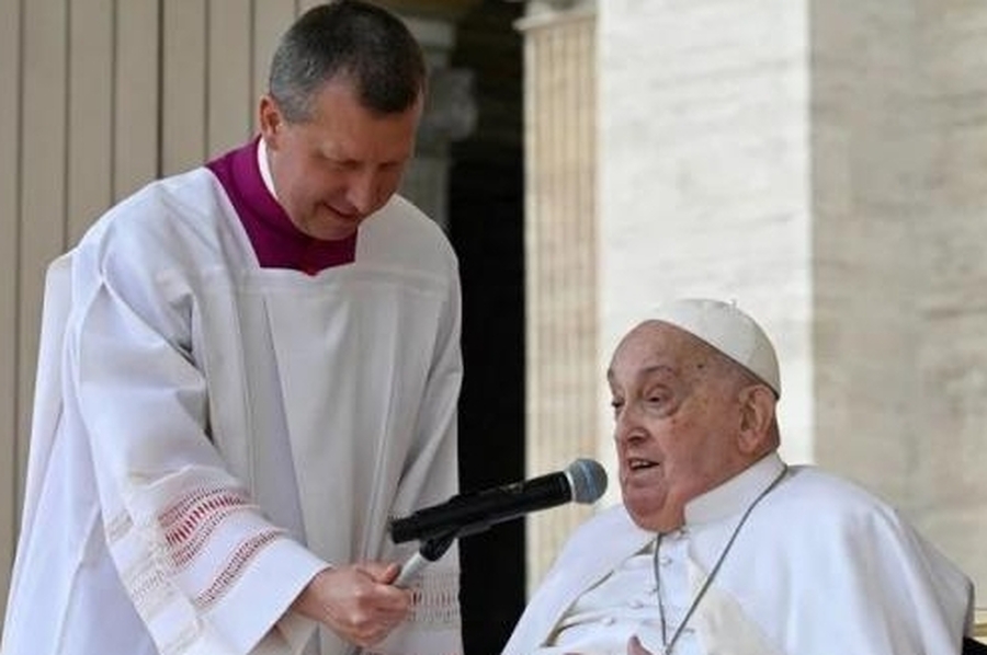 Convaleciente aún, el Papa Francisco delegó responsabilidades para esta Semana Santa