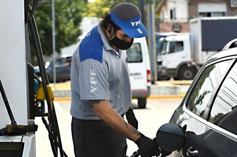 Los combustibles se sumarán a Precios Justos, y tendrán aumentos limitados al 4% durante cuatro meses