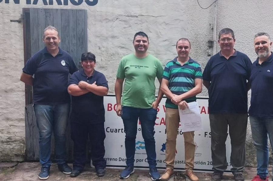 El Senador Baumgartner entregó aportes a los Bomberos Voluntarios de Cayastá