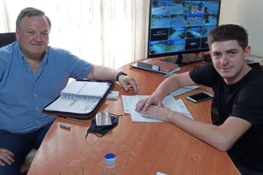 Juan Cruz Dupouy y Felipe Michlig se reunieron en la comuna de La Rubia