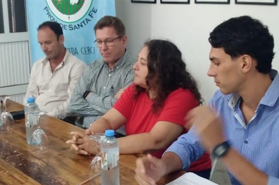 Borla participó de la firma de convenios junto a municipios y comunas con la Secretaría de Deporte Provincial