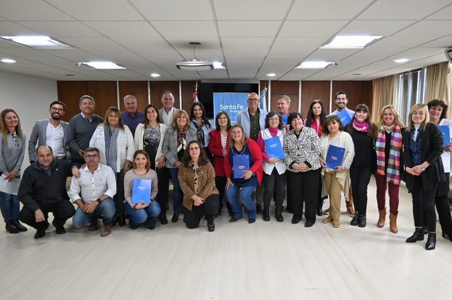 La Provincia entregó aportes a establecimientos del centro norte provincial por más de 26 millones de pesos