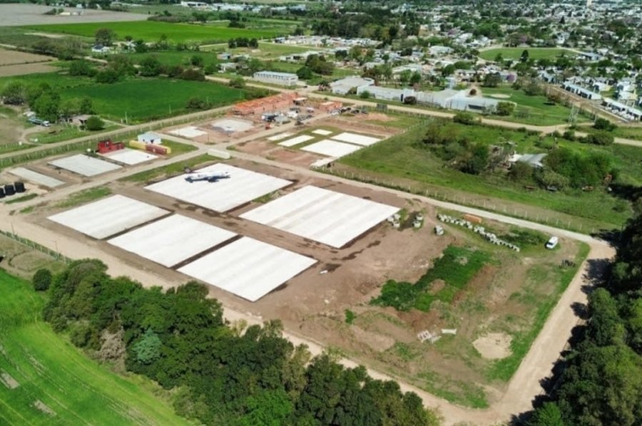 Gálvez: Provincia avanza fuerte con la construcción del nuevo Centro de Entrenamiento para bomberos, viviendas y obras urbanas