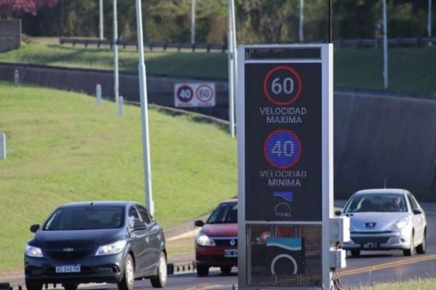 Más de 62.000 vehículos transitaron por el Túnel Subfluvial durante el fin de semana largo